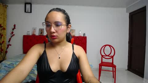 Maylin  online show from 04-06-26, 04:46