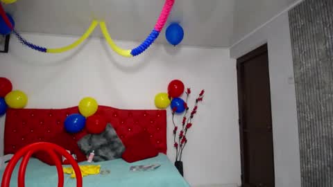 Maylin  online show from 06-18-26, 09:14