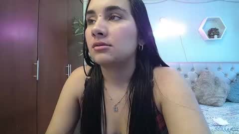 Maylin  online show from 07-07-26, 07:23