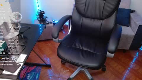 Mayle kan online show from 04-26-26, 08:39