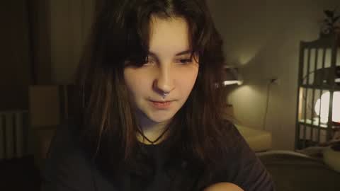 Mary  . online show from 01-04-25, 05:48