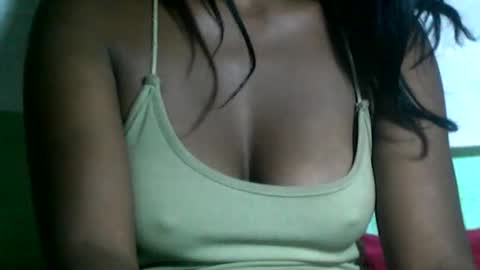 Snapshot of mayolu586 chatting on 05-20-26, 06:08 Maya online show from 05-20-26, 06:08