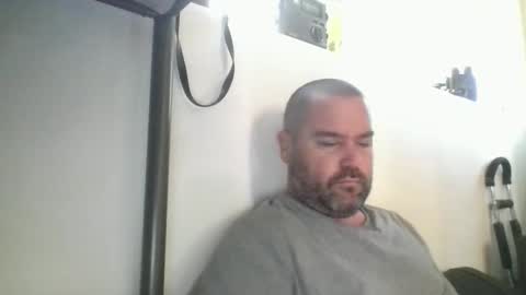 Snapshot of mayoramx chatting on 03-24-26, 05:07 Dad bod 43 online show from 03-24-26, 05:07