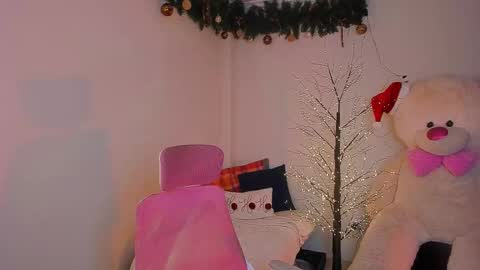 may online show from 12-04-25, 08:39