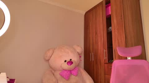 may online show from 04-29-26, 11:00