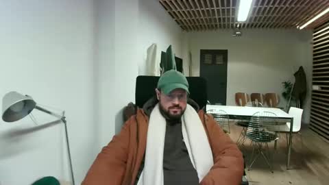 Snapshot of maythe4bwu chatting on 12-26-24, 09:11 maythe4bwu online show from 12-26-24, 09:11