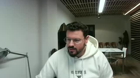 Snapshot of maythe4bwu chatting on 12-30-24, 09:37 maythe4bwu online show from 12-30-24, 09:37