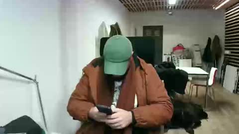 Snapshot of maythe4bwu chatting on 01-20-25, 11:24 maythe4bwu online show from 01-20-25, 11:24