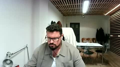 Snapshot of maythe4bwu chatting on 10-12-25, 10:31 maythe4bwu online show from 10-12-25, 10:31