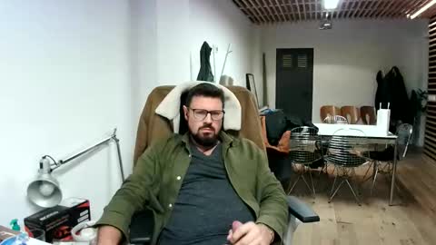 Snapshot of maythe4bwu chatting on 10-25-25, 09:50 maythe4bwu online show from 10-25-25, 09:50