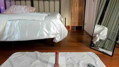 Maze online show from 01-23-25, 08:24