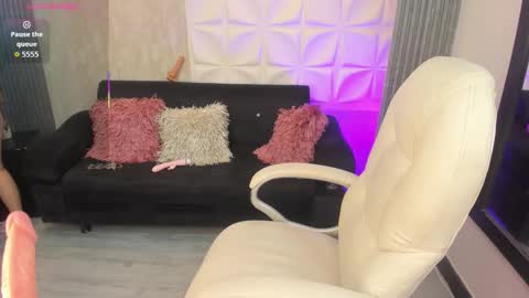 Camila online show from 01-14-26, 02:01