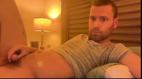 Snapshot of mbnc chatting on 12-01-25, 03:11 lol online show from 12-01-25, 03:11