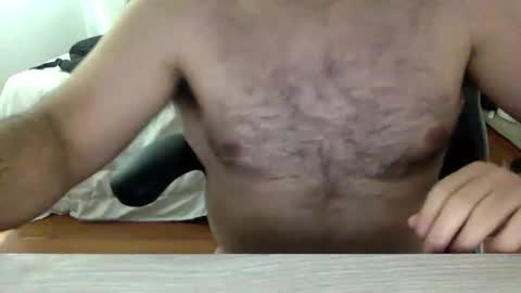 Snapshot of mbotve chatting on 09-22-25, 06:32 VzlaMan online show from 09-22-25, 06:32