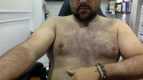 Snapshot of mbotve chatting on 11-09-25, 04:55 VzlaMan online show from 11-09-25, 04:55