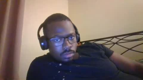 Snapshot of mbsupreme chatting on 10-11-25, 05:17 Mark online show from 10-11-25, 05:17