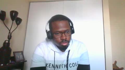 Snapshot of mbsupreme chatting on 01-09-26, 06:42 Mark online show from 01-09-26, 06:42