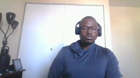 Snapshot of mbsupreme chatting on 01-12-26, 04:34 Mark online show from 01-12-26, 04:34