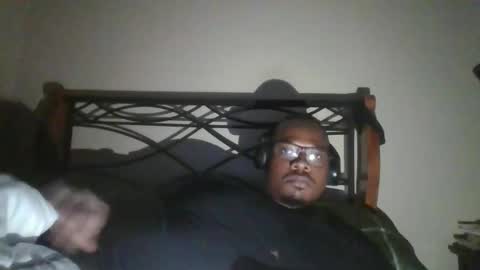 Snapshot of mbsupreme chatting on 01-17-26, 05:56 Mark online show from 01-17-26, 05:56