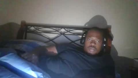 Snapshot of mbsupreme chatting on 02-21-26, 06:58 Mark online show from 02-21-26, 06:58