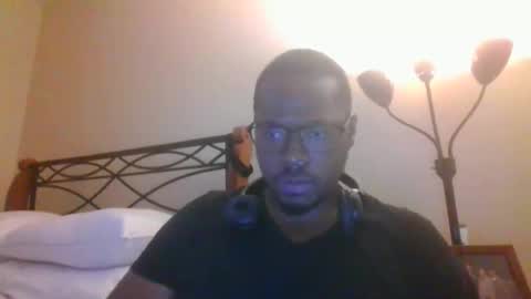 Snapshot of mbsupreme chatting on 02-21-26, 11:06 Mark online show from 02-21-26, 11:06