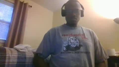 Snapshot of mbsupreme chatting on 03-01-26, 11:40 Mark online show from 03-01-26, 11:40