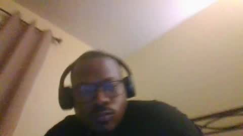 Snapshot of mbsupreme chatting on 08-05-26, 02:47 Mark online show from 08-05-26, 02:47