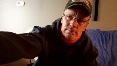 Snapshot of mcfly1973 chatting on 01-25-25, 06:23 mcfly1973 online show from 01-25-25, 06:23