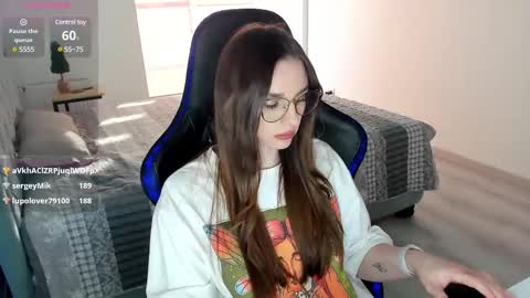 Snapshot of mcfly_11 chatting on 02-09-25, 08:11 mcfly_11 online show from 02-09-25, 08:11