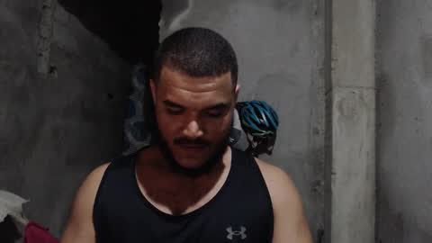 Snapshot of mcgregor_sexhot chatting on 10-28-25, 03:21 Mcgregor online show from 10-28-25, 03:21