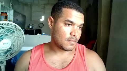 Snapshot of mcgregor_sexhot chatting on 06-27-26, 06:46 Mcgregor online show from 06-27-26, 06:46