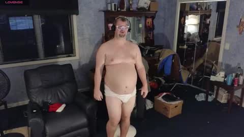 Snapshot of mckhero chatting on 12-19-24, 10:42 Sean online show from 12-19-24, 10:42