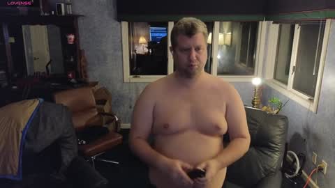 Snapshot of mckhero chatting on 12-30-24, 06:53 Sean online show from 12-30-24, 06:53