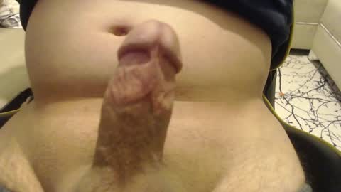 Snapshot of mcl0vvin chatting on 12-18-24, 04:39 McLovin online show from 12-18-24, 04:39