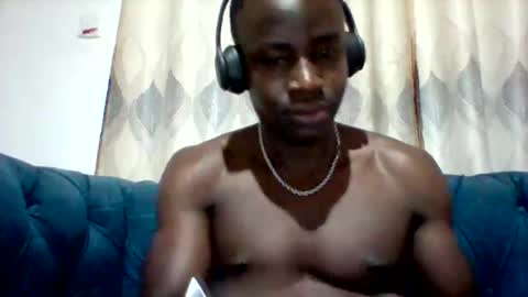 Snapshot of mclntz_bbc chatting on 10-10-25, 09:03 mclntz_bbc online show from 10-10-25, 09:03