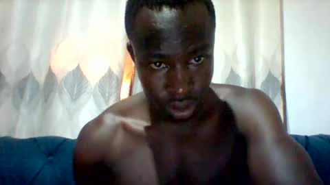 Snapshot of mclntz_bbc chatting on 01-08-26, 12:40 mclntz_bbc online show from 01-08-26, 12:40