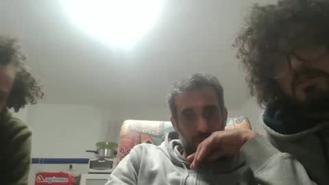 Snapshot of mdemarquitos chatting on 11-06-25, 12:22 mdemarquitos online show from 11-06-25, 12:22