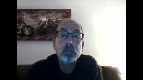 me at home online show from 01-08-25, 04:12