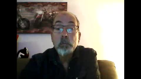 me at home online show from 12-22-25, 09:23