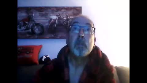 me at home online show from 01-06-26, 11:03