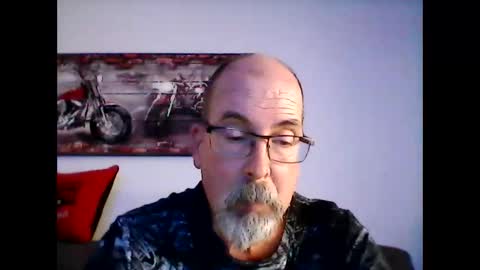 me at home online show from 03-11-26, 07:53