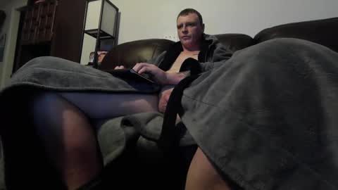 Snapshot of meatmallet2469 chatting on 01-03-25, 02:21 Meatmallet online show from 01-03-25, 02:21