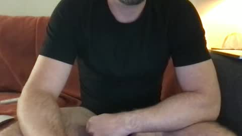 Snapshot of mecc2c chatting on 01-29-25, 06:01 mecc2c online show from 01-29-25, 06:01