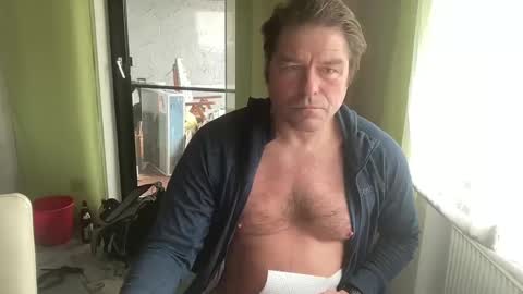 Snapshot of medeinoe chatting on 02-24-25, 12:16 medeinoe online show from 02-24-25, 12:16