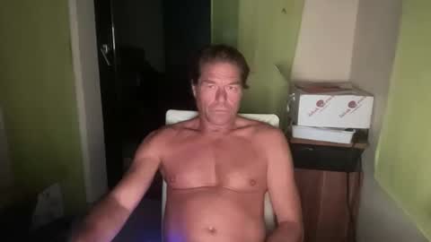 Snapshot of medeinoe chatting on 09-14-25, 08:52 medeinoe online show from 09-14-25, 08:52