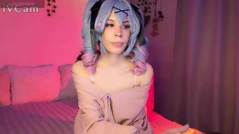 Nicole online show from 04-02-26, 05:54