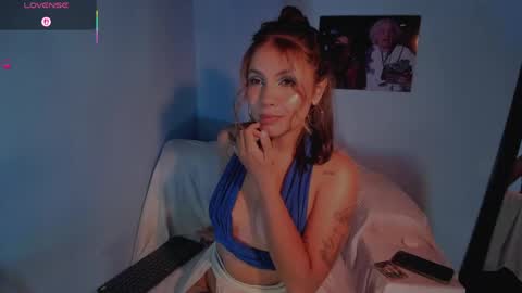 Snapshot of medusa_025 chatting on 06-06-26, 03:55 Coral online show from 06-06-26, 03:55