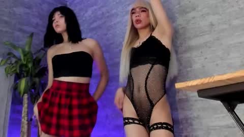 Medusa Ts online show from 11-28-25, 07:33