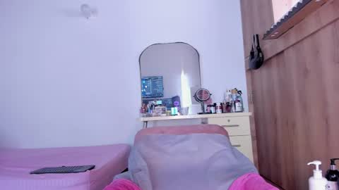 medussa13 online show from 06-10-26, 02:27