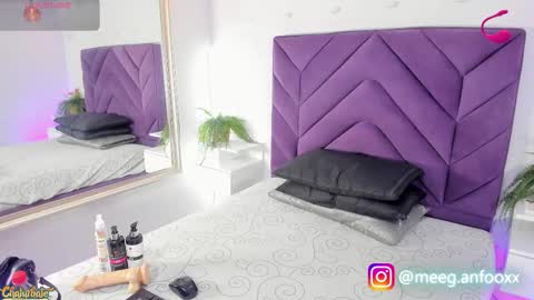 meeganfoox online show from 02-24-26, 03:37